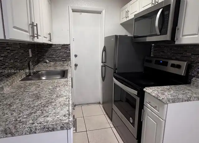 Property at 2331 Adams St #12, Hollywood, FL, 33020, 1 bed, 1 bath, [object Object]