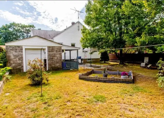 Property at 57 Kennedy St, Woonsocket, RI, 02895, 3 beds, 1 bath, [object Object]