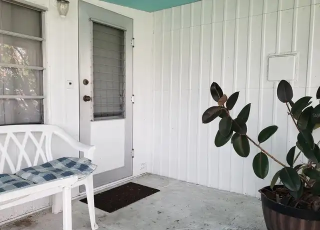 Property at 608 51st Ave W, Bradenton, FL, 34207, 2 beds, 1.5 baths, [object Object]