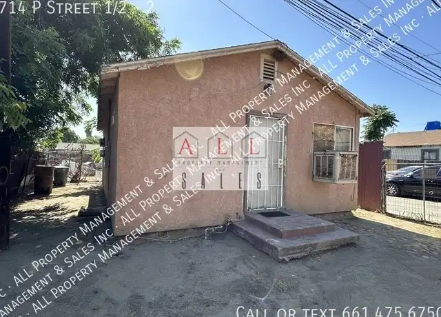 Property at 714 P St Unit 2, Bakersfield, CA, 93304, 2 beds, 1 bath, [object Object]