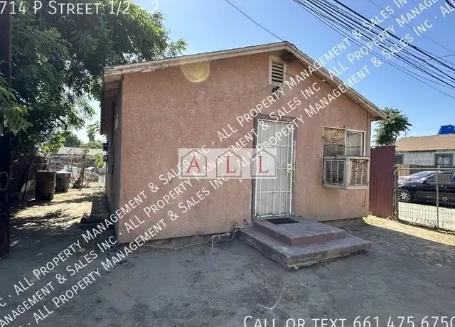 Property at 714 P St Unit 2, Bakersfield, CA, 93304, 2 beds, 1 bath, [object Object]