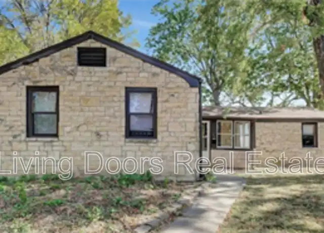 Property at 348 S 38th St, Lincoln, NE, 68510, 2 beds, 1 bath, [object Object]