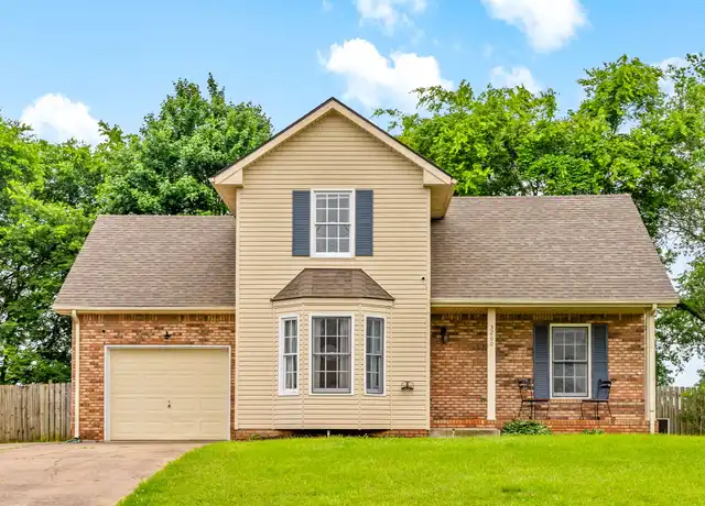 Property at 3260 S Senseney Cir, Clarksville, TN, 37042, 3 beds, 2 baths, [object Object]