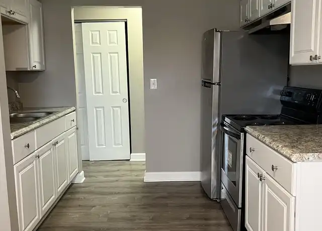 Property at 1603 Reckinger Rd Unit 202, Aurora, IL, 60505, 2 beds, 1 bath, [object Object]