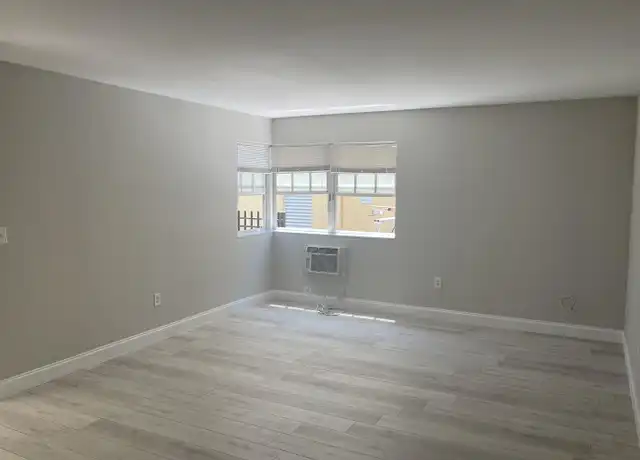 Property at 500 13th St #7, Miami Beach, FL, 33139, 0 beds, 1 bath, [object Object]