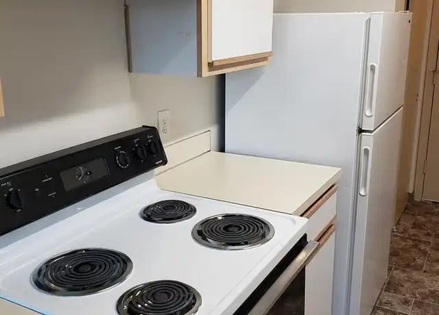 Property at 1825 SE Clay St Unit 42, Albany, OR, 97322, 1 bed, 1 bath, [object Object]
