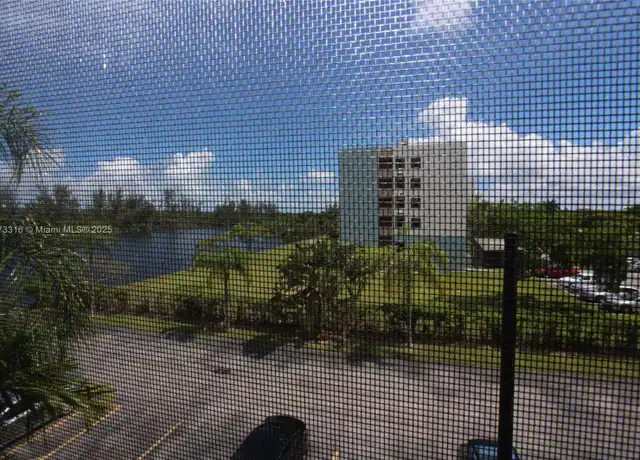 Property at 21133 SW 85th Ave #303, Cutler Bay, FL, 33189, 1 bed, 2 baths, [object Object]