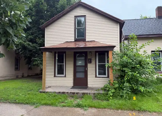 Property at 508 Avon St Unit 508, La Crosse, WI, 54603, 2 beds, 1 bath, [object Object]