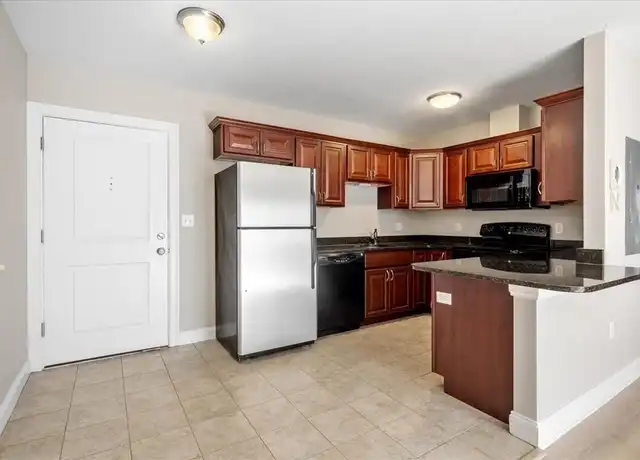 Property at 205 Elm St Unit 206, Quincy, MA, 02169, 2 beds, 2 baths, [object Object]