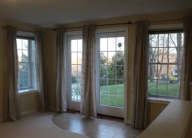 Property at 102 Country Club Rd, Hopewell Junction, NY, 12533, 1 bed, 1 bath, [object Object]