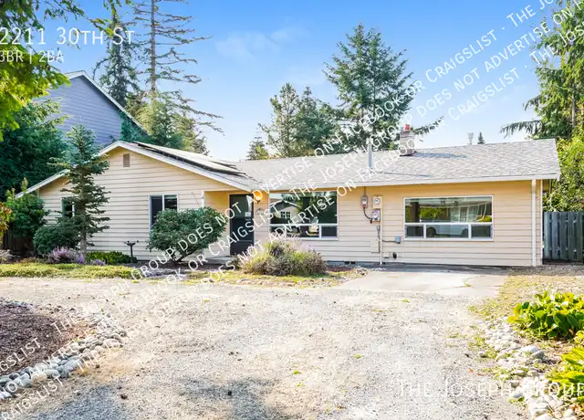 Property at 2211 30th St, Anacortes, WA, 98221, 3 beds, 2 baths, [object Object]