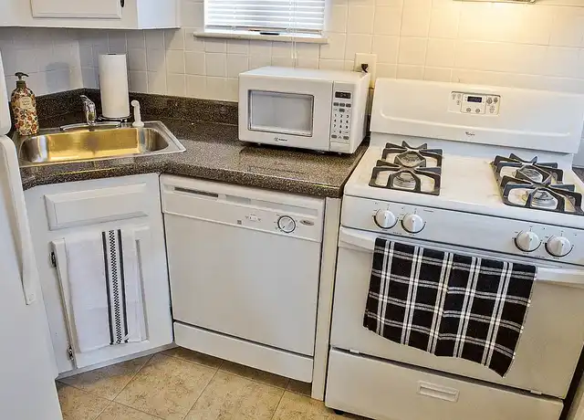 Property at Valley High - 7950 Henry Ave, Philadelphia, PA, 19128, 1-2 bed, 1 bath, [object Object]