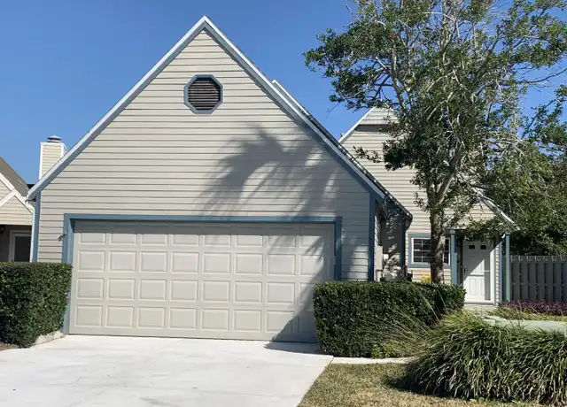 Property at 108 N Lake Cir, Saint Augustine, FL, 32084, 2 beds, 2 baths, [object Object]