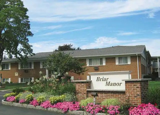 Property at 134 Greystone Ln Unit 12, Rochester, NY, 14618, 2 beds, 1 bath, [object Object]