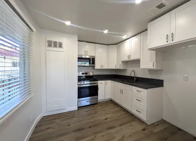 Property at 11944 Runnymede St Unit 11, North Hollywood, CA, 91605, 2 beds, 1 bath, [object Object]