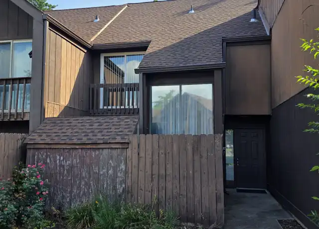 Property at 2 Sycamore Ct, Antioch, TN, 37013, 2 beds, 2.5 baths, [object Object]