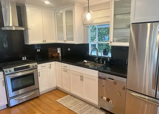 Property at 11662 Iowa Ave #6, Los Angeles, CA, 90025, 3 beds, 3 baths, [object Object]