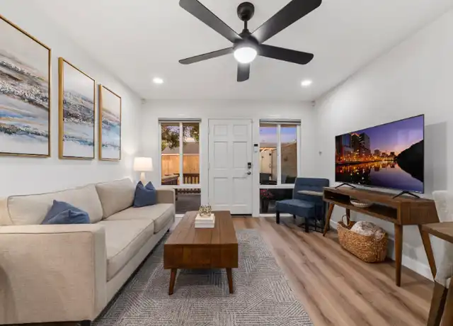 Property at 4440 Clairemont Dr Unit 4442, San Diego, CA, 92117, 2 beds, 1 bath, [object Object]