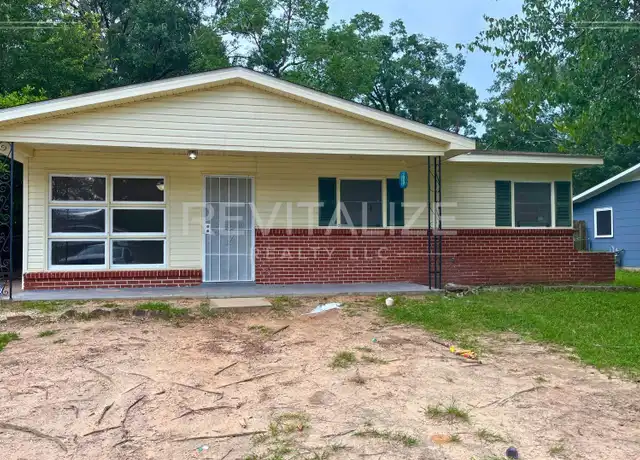 Property at 1104 Rhett Dr, Mobile, AL, 36608, 3 beds, 1 bath, [object Object]