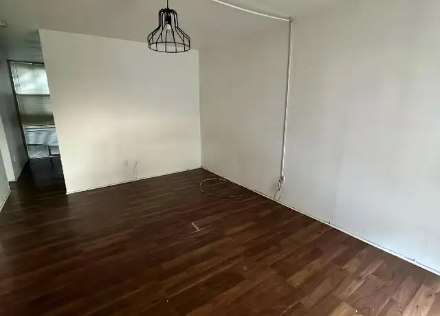 Property at 425 Hawthorne St, Houston, TX, 77006, 1 bed, 1 bath, [object Object]
