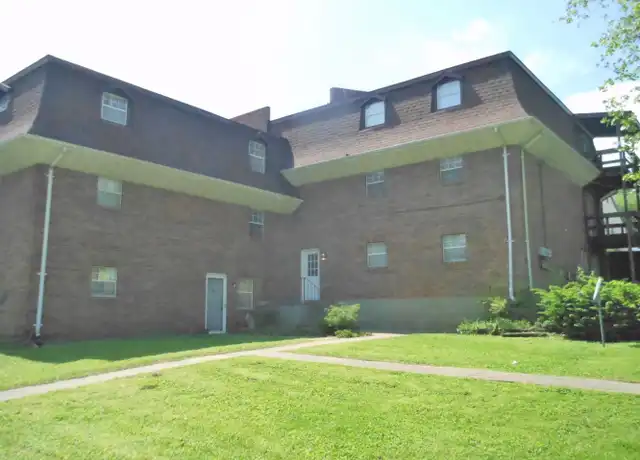 Property at 538 Vandalia St Unit 538 Vandalia 2, Collinsville, IL, 62234, 2 beds, 1 bath, [object Object]