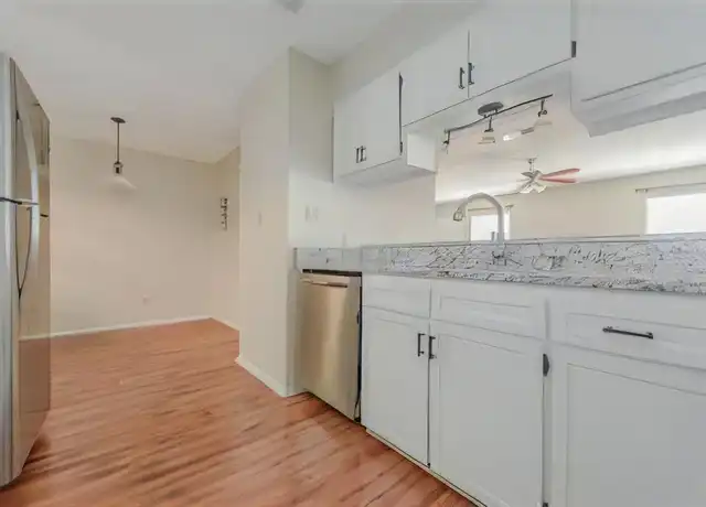 Property at 1231 Dallas Dr, Denton, TX, 76205, 2 beds, 1.5 baths, [object Object]