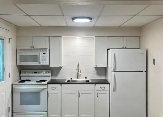 Property at 1105 Hays St Unit 1105 1/2, Fort Collins, CO, 80524, 1 bed, 1 bath, [object Object]