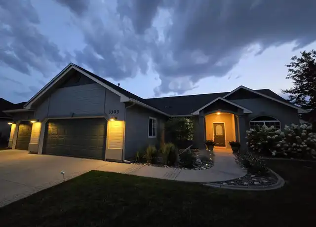 Property at 3303 Raintree Dr, Nampa, ID, 83686, 3 beds, 2 baths, [object Object]