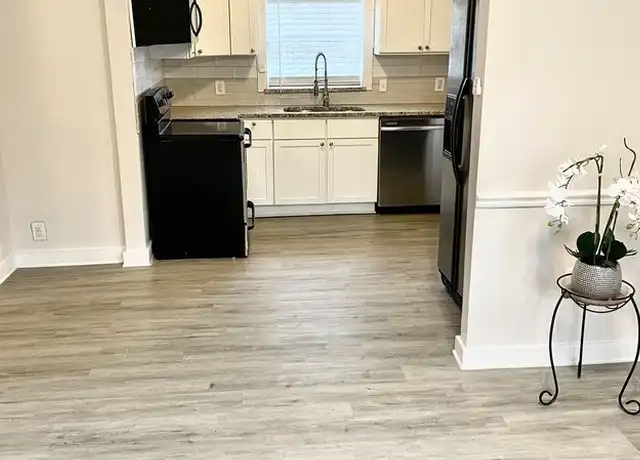 Property at 2021 Whittington St, Charlotte, NC, 28206, 2 beds, 1 bath, [object Object]