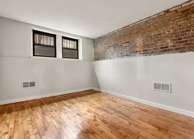 Property at 1400 Commonwealth Ave #2, Allston, MA, 02134, 2 beds, 1 bath, [object Object]
