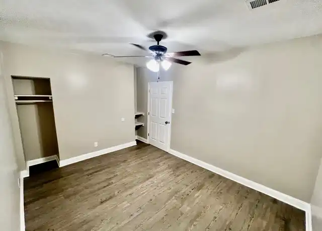 Property at 2331 Cedar St, Louisville, KY, 40212, 2 beds, 1 bath, [object Object]