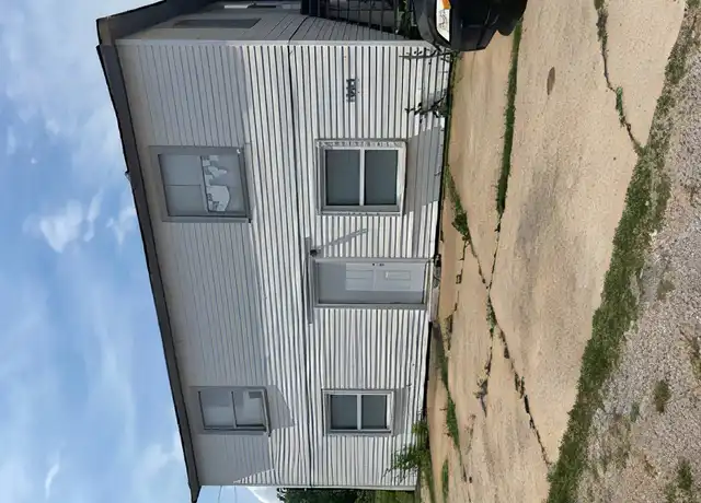 Property at 1005 N B St, Duncan, OK, 73533, 2 beds, 1 bath, [object Object]