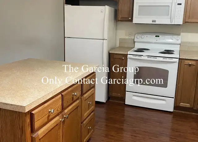 Property at 376 N Hayden Island Dr Unit 376, Portland, OR, 97217, 1 bed, 1 bath, [object Object]