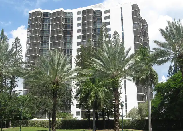 Property at 20100 W Country Club Dr #1504, Aventura, FL, 33180, 2 beds, 2 baths, [object Object]
