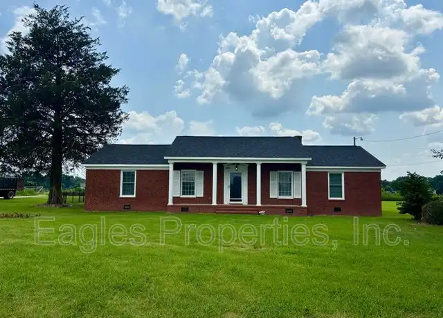 Property at 4983 Washington St, La Grange, NC, 28551, 2 beds, 2 baths, [object Object]