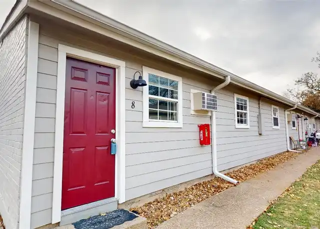 Property at 500 Foch St Unit 5, Bryan, TX, 77801, 1 bed, 1 bath, [object Object]