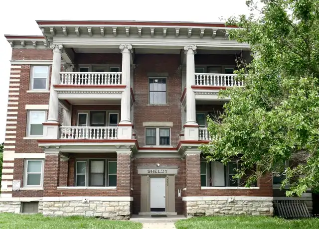 Property at 3532 Troost Ave Unit 3532-3S, Kansas City, MO, 64109, 2 beds, 1 bath, [object Object]