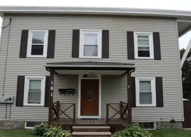 Property at 181 Ocean Ave W Unit 2, Salem, MA, 01970, 2 beds, 1 bath, [object Object]