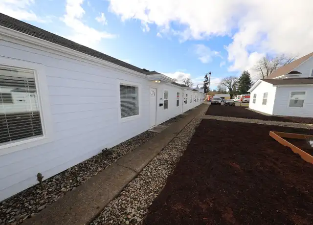 Property at 1366 12th St SE Unit 1352, Salem, OR, 97302, 1 bed, 1 bath, [object Object]