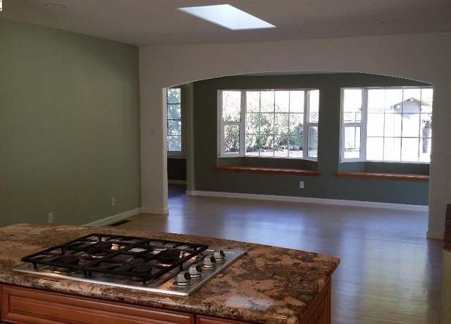 Photo of 3 Southwaite Ct, Orinda, CA 94563