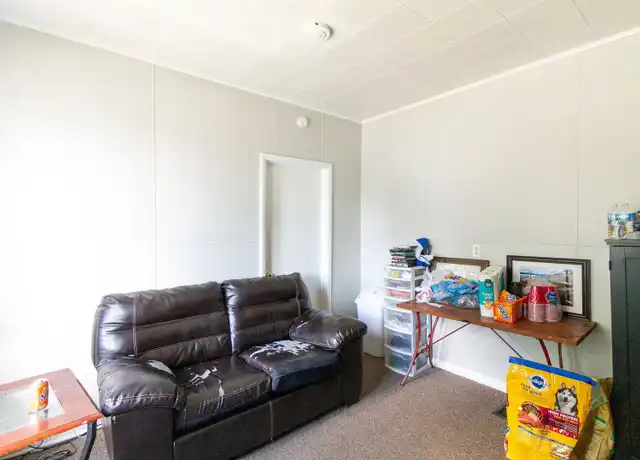 Property at 1526 W Jackson St Unit 1524 1/2, Muncie, IN, 47303, 1 bed, 1 bath, [object Object]