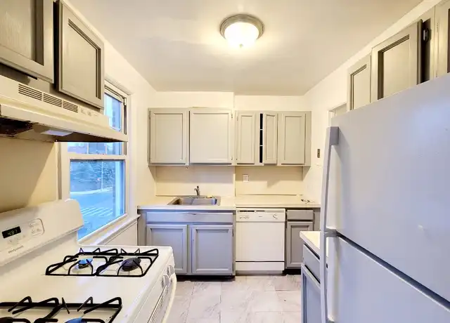 Property at 29- 16 149th St Unit 2U, Queens, NY, 11354, 1 bed, 1 bath, [object Object]