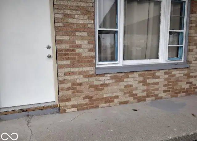 Property at 125 W Chestnut St, Union City, IN, 47390, 1 bed, 1 bath, [object Object]