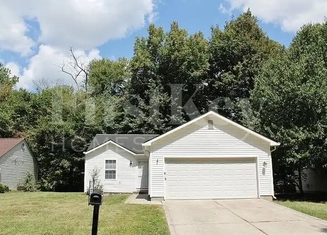 Property at 8748 Woodpointe Cir, Indianapolis, IN, 46234, 3 beds, 2 baths, [object Object]