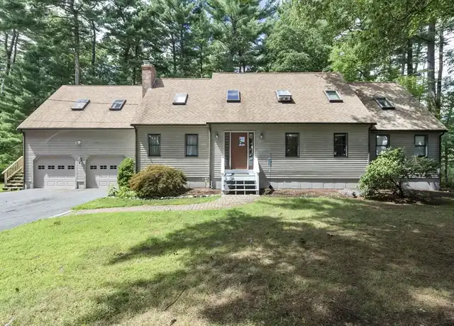 Property at 258 Kelley Blvd, North Attleboro, MA, 02760, 4 beds, 3.5 baths, [object Object]