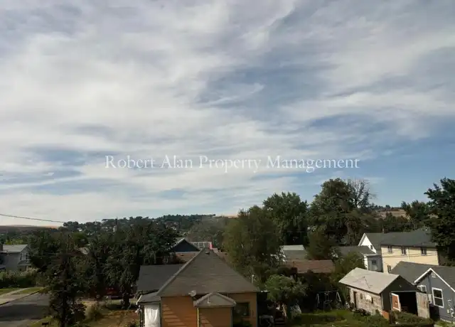 Property at 416 SW Hailey Ave Unit 4, Pendleton, OR, 97801, 1 bed, 1 bath, [object Object]