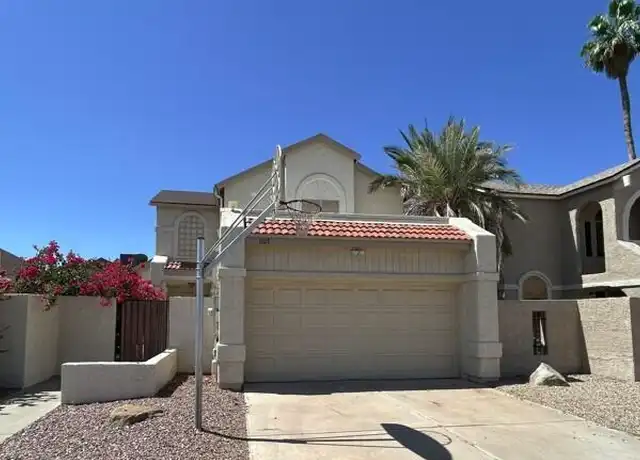 Property at 521 E Kristal Way, Phoenix, AZ, 85024, 3 beds, 2.5 baths, [object Object]