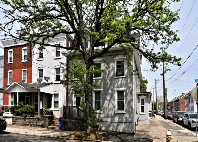 Property at 563 King St, Pottstown, PA, 19464, 1 bed, 1 bath, [object Object]