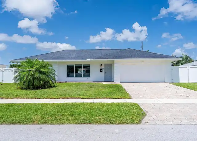 Property at 669 NW 15th Ave, Boca Raton, FL, 33486, 4 beds, 3 baths, [object Object]