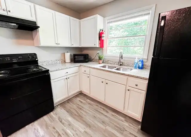 Property at 2261 Clifton Springs Rd, Decatur, GA, 30034, 1 bed, 1 bath, [object Object]